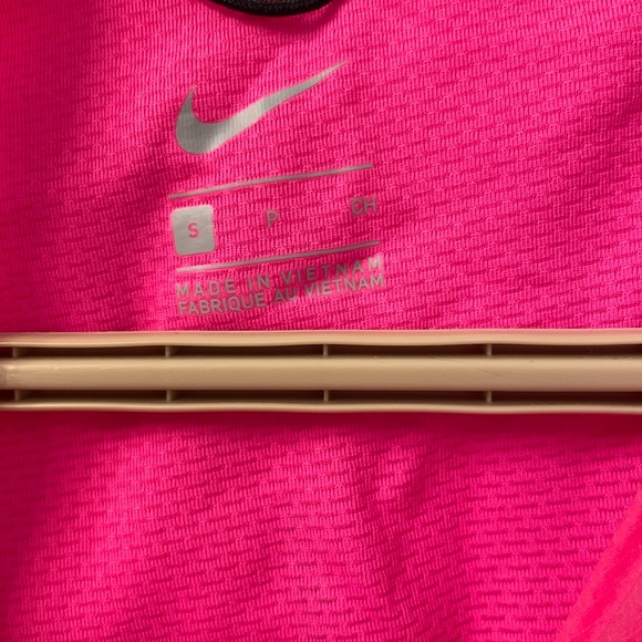 Light nike jacket - Picture 2 of 2